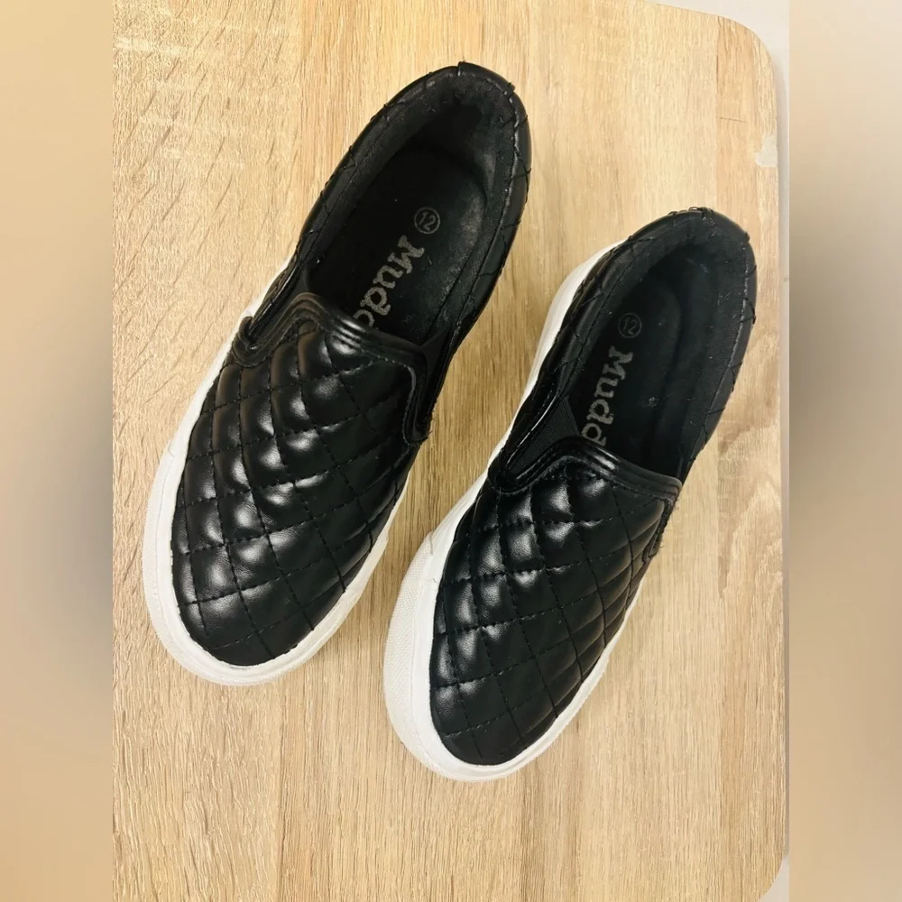 Mudd Kids Slip On Sneakers Black Faux Leather Shoes